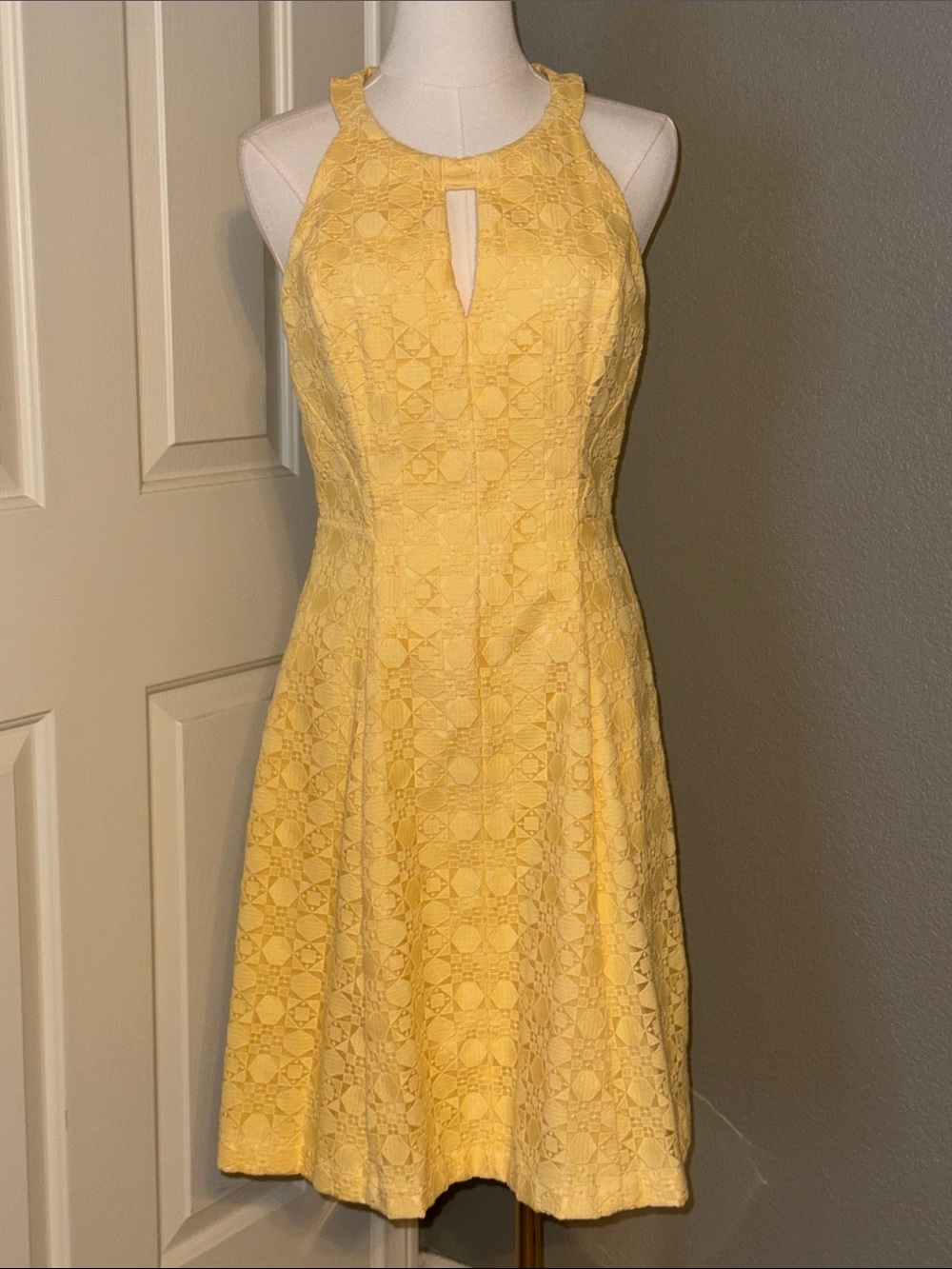 White House Black Market Yellow Lace Halter Midi Dress Fully Lined With Pockets
